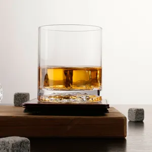 Lagerbestand handgefertigtes Kristall-Whiskey-Glas klare Whiskey-Gläser Steingläser zu wettbewerbsfähigem Preis