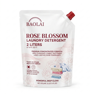 Pochettes souples personnalisées avec bec verseur pour shampoing, liquide vaisselle, lessive et savon liquide, 650 ml et 2 L - Product Image 1