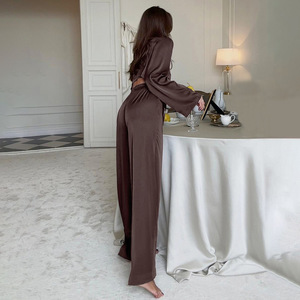Pigiama da Donna di Lusso a Tinta Unita a Maniche Lunghe, Elegante e alla Moda, Traspirante e Morbido, Set da 2 Pezzi, Completo Casual per Casa e Relax - Product Image 4