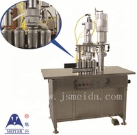 Machine de remplissage et de sertissage de gaz de bidon de peinture en aérosol semi-automatique à vendre