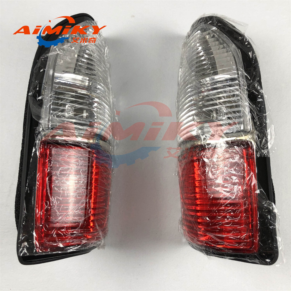 Tail Light Lamps 81561-60B30 81551-60B50 for Toyota Landcruiser