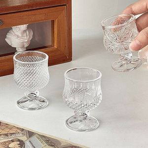 Bicchieri da Vino in Vetro Intagliato di Lusso Stile Retrò Europeo, Bicchierini Ecologici per Ristoranti e Hotel - Product Image 1