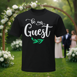 Camiseta de boda Be Our Guest, cuello redondo negro, talla para adultos - Product Image 3