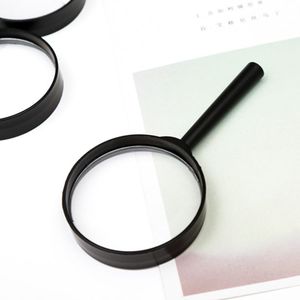 Lupa de mano de plástico de 5 cm para lectura y observación, uso juvenil - Product Image 3