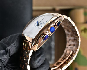 Montre mécanique automatique de luxe haut de gamme, sportive, ovale, en caoutchouc, lumineuse, avec calendrier et chronographe entièrement sertie de pierres. - Product Image 4