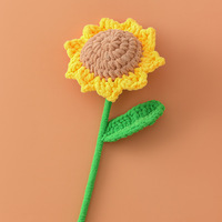 Tige de tournesol en peluche douce faite à la main, amigurumi, cadeau floral douillet et chaleureux pour la décoration de vase et de table