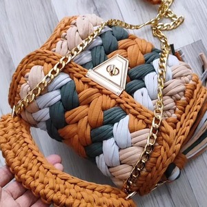 Sac tissé au crochet fait main style <span class=keywords><strong>Hyuna</strong></span>, avec chaînes et fermeture à rabat, en polyester de couleur contrastante – Offre spéciale - Product Image 6