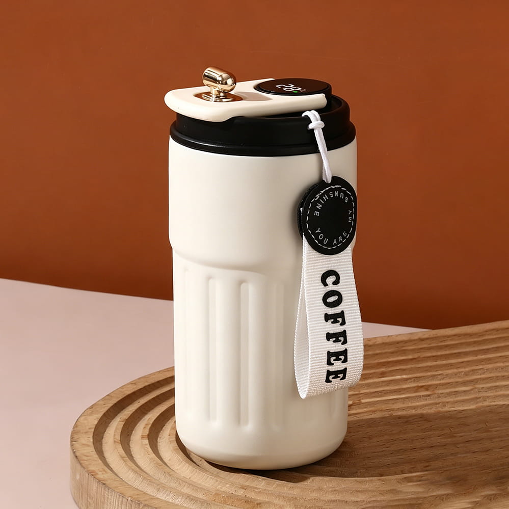 beige mug+black lid