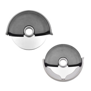 <span class=keywords><strong>Roulette</strong></span> à <span class=keywords><strong>pizza</strong></span> en acier inoxydable personnalisée avec couvercle, comprenant une <span class=keywords><strong>roulette</strong></span> pour une forme de <span class=keywords><strong>pizza</strong></span> parfaite, outils de pâtisserie pour la cuisson - Product Image 1