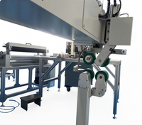 Machine de scellage de coutures à air chaud avec bras extensible et rouleau de traction, capable de produire des panneaux publicitaires