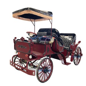 Carruaje Eléctrico de Lujo para Turismo con Toldo Rojo, Carruaje de Alta Gama para Turismo sin Caballos - Product Image 2