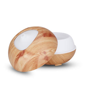 Diffuseur d'arômes à effet bois 400 ml, humidificateur ultrasonique pour la maison et le bureau, avec 2 options de minuterie de 8 heures, options bois clair et bois foncé - Product Image 1