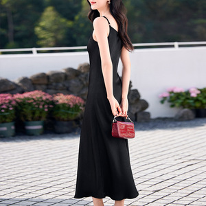 Green <b>Spaghetti</b> <b>Strap</b> Slip Dress V-Neck Mid Length Solid Color Evening Dress For Women - Product Image 3