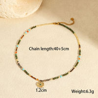 Collier Bohème en Pierres Naturelles Mixtes avec Breloques Coquillage, Soleil et Conque en Acier Inoxydable Plaqué Or