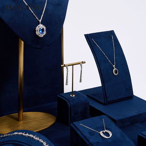 Espositore per Gioielli da Vetrina Personalizzato di Lusso in Velluto e Metallo Accessori per Stand - Product Image 6