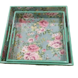 Ensemble de plateaux de service de style américain en bois avec finition émaillée, articles de cuisine pour la maison, service de nourriture, design floral unique, ensemble de plateaux de service - Product Image 1