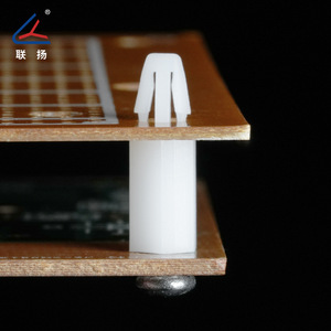 Entretoise hexagonale à clipser en nylon M3 Lianyang FTM3 pour poste d'entretoise haute de nez d'avion - Product Image 3
