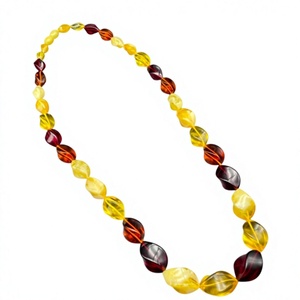 Nuevo Collar de Resina con Cuentas de Ámbar Únicas, Diseño Irregular y Elegante, Joyería Multicolor, Accesorio de Moda para Mujer - Product Image 1