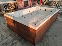 Piscine de spa résidentielle extérieure de 3 m en fibre de verre et acrylique avec jets, design écologique et étanche pour usage domestique et jardin