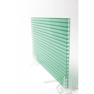 แผ่นโพลีคาร์บอเนตใสสองชั้นเป็นมิตรกับสิ่งแวดล้อมและทนทานโซลูชันหลังคาที่ทันสมัยมีความคมชัดสูงสุดฉนวนกันความร้อนที่เหนือกว่า - Product Image 4