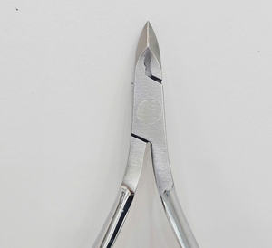 Coupe-cuticules en acier inoxydable de qualité médicale, ultra-affûté, pour manucure et pédicure professionnelles - Product Image 6