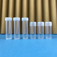 Botella Cilíndrica Pequeña de Plástico de 7G con Tapón de Rosca para Cuidado de la Piel y Envasado de Jugos - Capacidad de 5/7ml