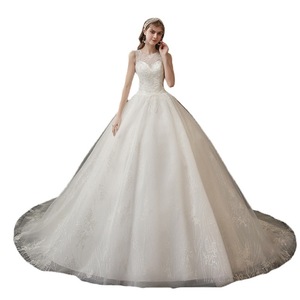 European American Style Ball Gown Wedding Dress Sweetheart Neckline Lace Vintage Natural Waistline Full Train - Product Image 5