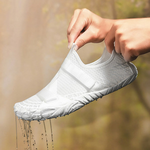 Zapatillas deportivas unisex de malla, ligeras, transpirables, con suela de goma y entresuela de EVA para entrenamiento en interiores y exteriores, yoga, ciclismo y correr. - Product Image 1