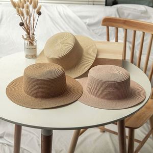 Factory Wholesale Men and Women Flat Top Straw Hat Handmade <b>Sunscreen</b> Sun Beach Hat - Product Image 1