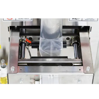 Vente chaude Pneumatique Vis Plate Poudre D'étanchéité Machine D'emballage Dos D'étanchéité Film Largeur 32cm Curry Poudre Gingembre Poudre