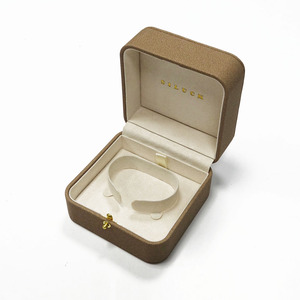 Bracelet de chaîne à main de qualité supérieure pour femmes hommes avec longueur réglable et conception de fermoir sécurisé pour un usage quotidien et des occasions spéciales - Product Image 2