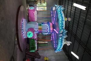 Precio de fábrica, silla voladora de nieve de Metal <span class=keywords><strong>para</strong></span> exteriores, equipo de entretenimiento <span class=keywords><strong>para</strong></span> niños <span class=keywords><strong>para</strong></span> el hogar, jardín <span class=keywords><strong>para</strong></span> parques temáticos, características del jardín, hogar - Product Image 3