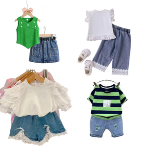 Vêtements pour enfants en gros : ensembles 2 pièces avec chemises imprimées et pantalons en jean, tenues d'été pour garçons et filles, vêtements en coton pour enfants - Product Image 4