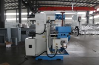 Fraiseuse universelle haute précision XK6436, fraiseuse CNC à 3 axes à un seul brocheur pour l'usinage des métaux