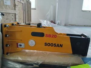 Nuevo Martillo Hidráulico SOOSAN SB20 Tipo Caja para Miniexcavadoras Bobcat y Cargadoras Compactas de 1.2-3 Toneladas para Trabajos de Demolición - Product Image 4