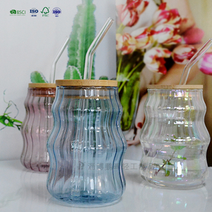 Tasse <span class=keywords><strong>en</strong></span> <span class=keywords><strong>verre</strong></span> borosilicaté côtelé coloré pour boissons Conception de <span class=keywords><strong>gourde</strong></span> <span class=keywords><strong>en</strong></span> forme de nuage pour bière café glacé jus Soda <span class=keywords><strong>thé</strong></span> - Product Image 4