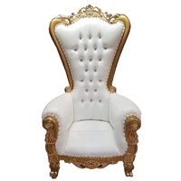 Chaise de trône de roi à dossier haut sculptée à la main en bois massif argenté et blanc de style antique pour banquet de mariage