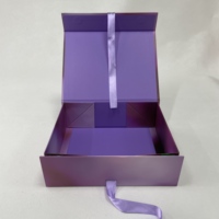 Kunden spezifische Luxus-Faltung Magnetic Flip Lila Papier box LOGO-Druck Benutzer definiert mit Band verpackung Starre Box Umwelt freundlich