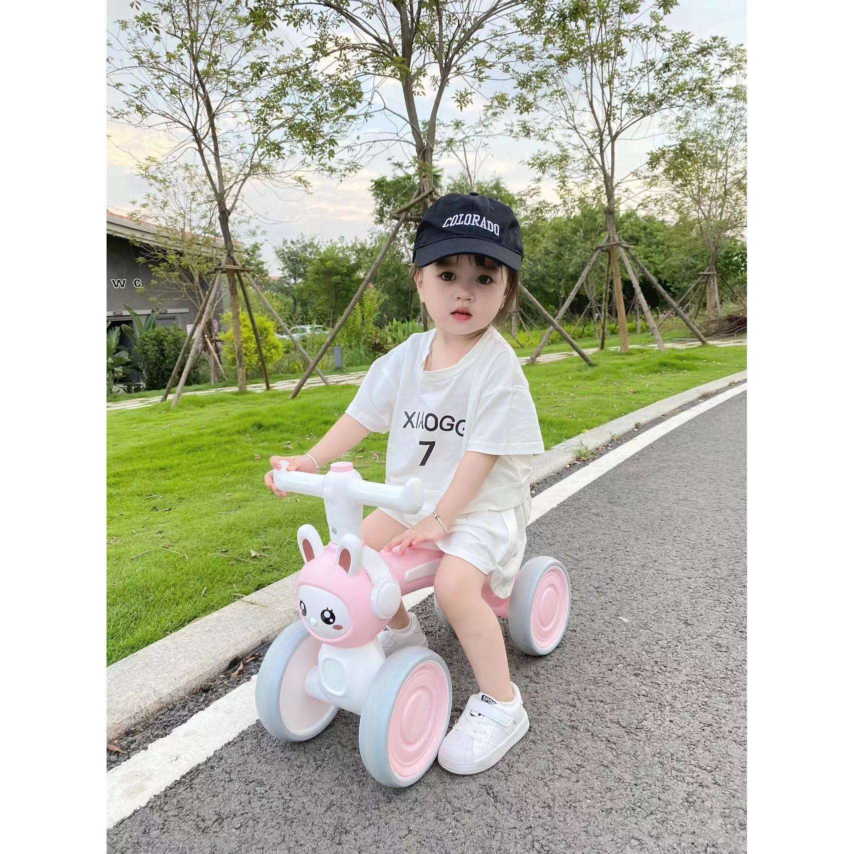 [ดีไซน์กระต่าย] โคมไฟดนตรีสีชมพู