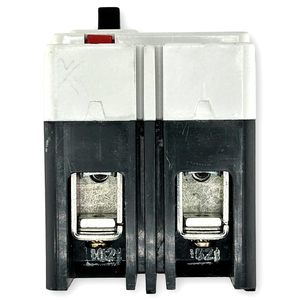 Interruptor de Circuito Industrial Eaton HFD de 15 Amperios, 2 Polos, 250 VCC, Magnético Térmico, Montaje Enchufable - Product Image 5