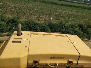 รถขุดตีนตะขาบ Volvo 380 มือสอง ขนาด 38 ตัน ราคาถูกสุดคุ้ม พร้อมเครื่องยนต์ Volvo Penta และปั๊มมอเตอร์ สภาพดี พร้อมวิดีโอตรวจสอบ - Product Image 6