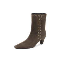 Nouvelles bottes pour femmes en cuir de vachette avec clous pour l'automne et l'hiver
