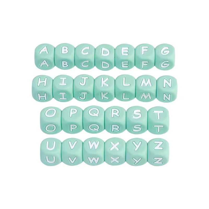 lettre verte et blanche