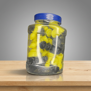 Venta al por mayor pequeñas piezas de ajedrez en negro y amarillo juego de mesa de plástico para la práctica de los jugadores amarillo negro juegos de ajedrez - Product Image 2