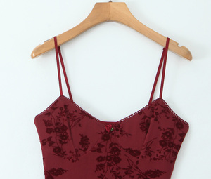 Abito Mini Slip Casual alla Moda con Spalline Sottili, Motivo Floreale e Colore <span class=keywords><strong>Bordeaux</strong></span> per Donne - Product Image 3