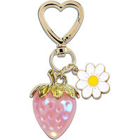 Porte-clés personnalisés en gros, design sur mesure, mignons, fraises, cœurs, fleurs, marguerites, fabrication de bijoux personnalisés pour filles, OEM