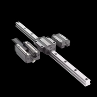 Accessoires pour centre d'usinage : Guides linéaires HG45CA, HGH55CA, Glissières linéaires à longueur personnalisée, Rouleaux de guidage linéaire