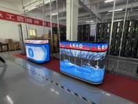 Schermo LED Flessibile Personalizzato per Stand Fieristici, Curvo, P1.8 P2 P2.5 P3, Display LED per Reception