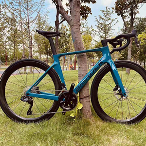 Cuadro de carbono aerodinámico para bicicleta de carretera aprobado por UCI - Fibra de alto módulo T800/T1000 - Eje de pedalier roscado T47 - Cableado interno - Cuadro de disco para bicicleta de carretera - Product Image 5