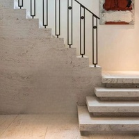 Dalles, carreaux et panneaux en travertin blanc de qualité supérieure pour escaliers, hôtels, villas, décoration intérieure, usage domestique, design moderne, pierres naturelles